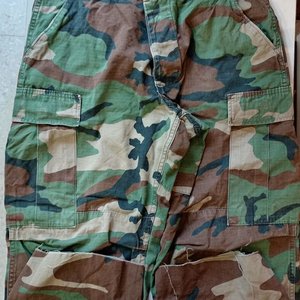Pantalón de Combate Camuflado Woodland Talle M - imagen 1