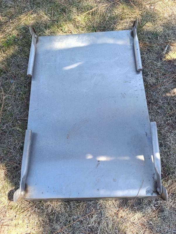 ASADERA DE ALUMINIO 4 PATAS - Grilla de aluminio con cuatro patas - imagen 5