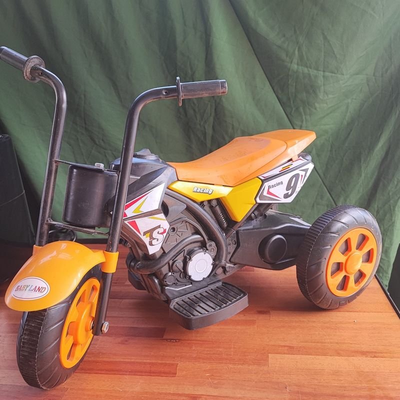 Moto a batería, funciona