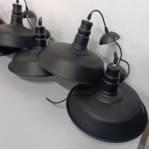 Pantallas de Iluminación Estilo Industrial con Lámpara LED - imagen 4