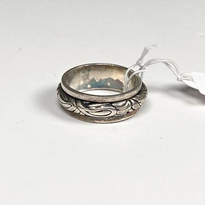 Anillo de Plata Giratorio con Diseño Floral - imagen 1