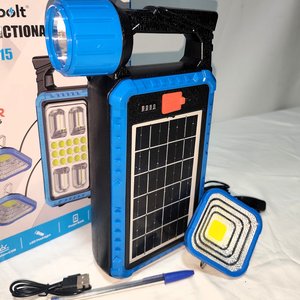 Foco LED Recargable Solar y Corriente con Panel Multifunción, Linterna y Foco Independiente - imagen 2