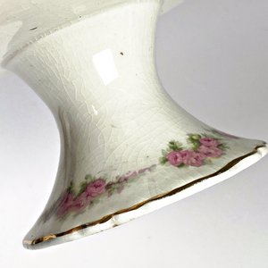 Plato de Masas Loza Inglesa con Flores Rosas y Borde Dorado - imagen 4