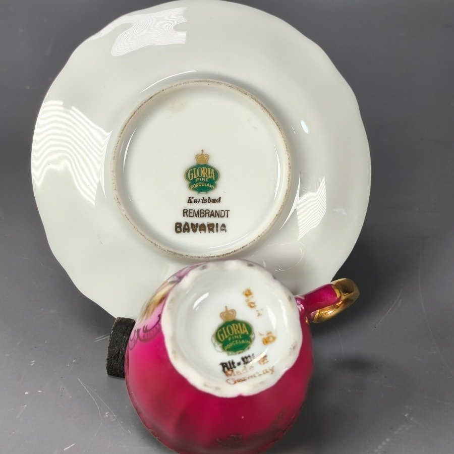 Dúo de taza y plato en porcelana alemana 'Gloria' con escena romántica fragonard - imagen 6