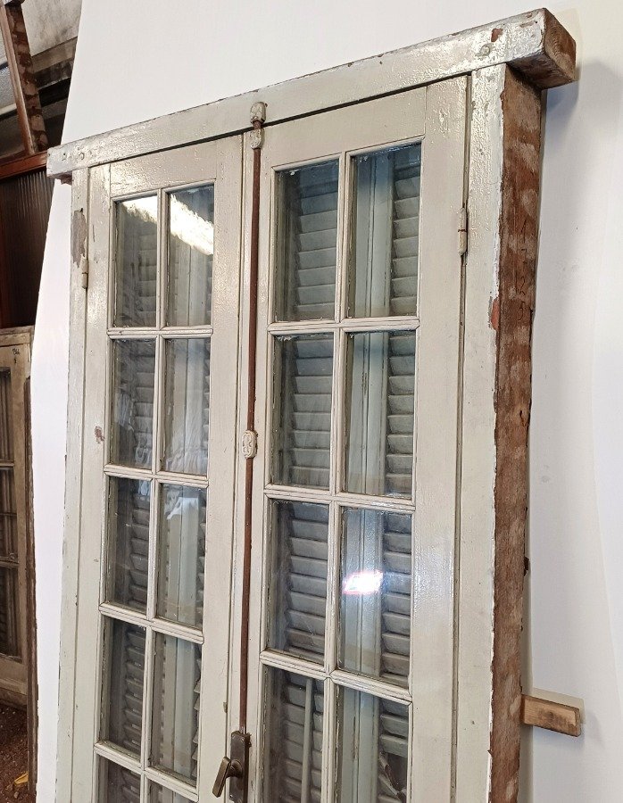 Ventana con 2 hojas batientes y celosías en cedro - imagen 5
