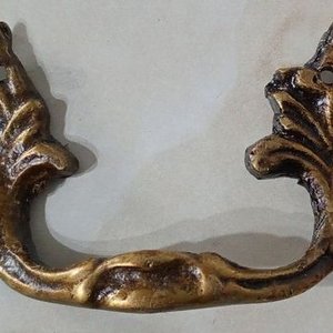 Juego de 4 Tiradores de Bronce Estilo Clásico para Muebles - imagen 2