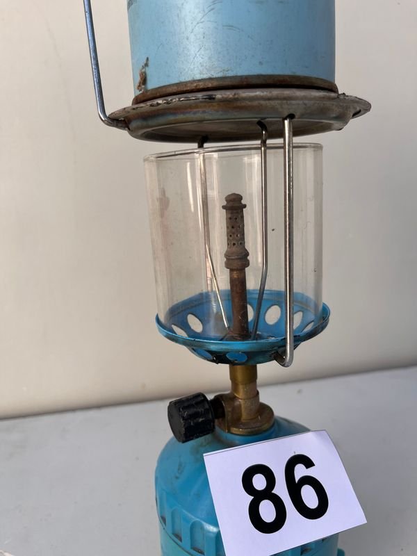Lámpara de gas con garrafa sin uso - imagen 2