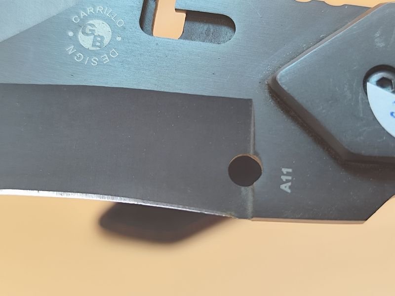 Tácticas de cuchillo de supervivencia con diseño de Bear Grylls - imagen 4