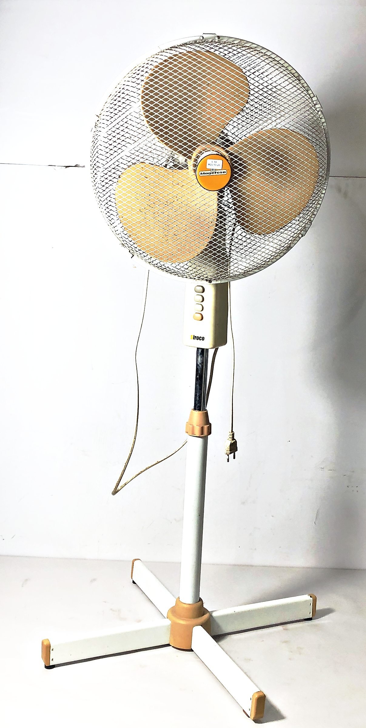 Ventilador de Pie Magefesa Vintage