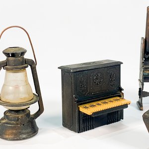 Seis Sacapuntas Decorativos Vintage: Clavicordio, Piano, Vitrola, Globo, Baúl y Farol - imagen 3