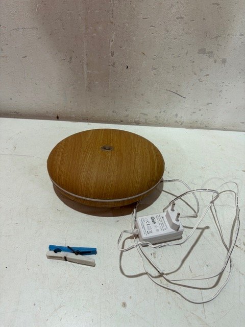 Difusor de Aroma Ovalado de Madera con Adaptador