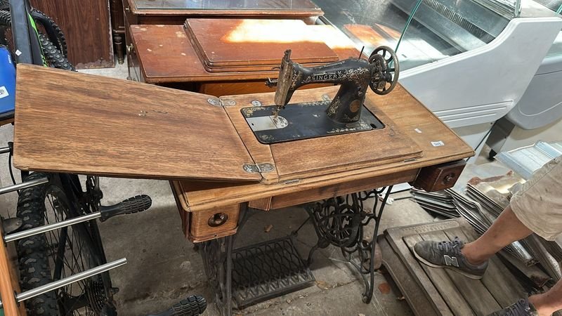 Máquina de coser Singer vintage - imagen 2
