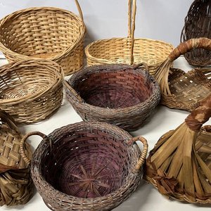 Lote de 9 Canastos de Mimbre Artesanales - imagen 7