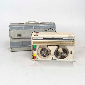 Lote anterior: Grabador de Cinta Geloso Vintage con Estuche