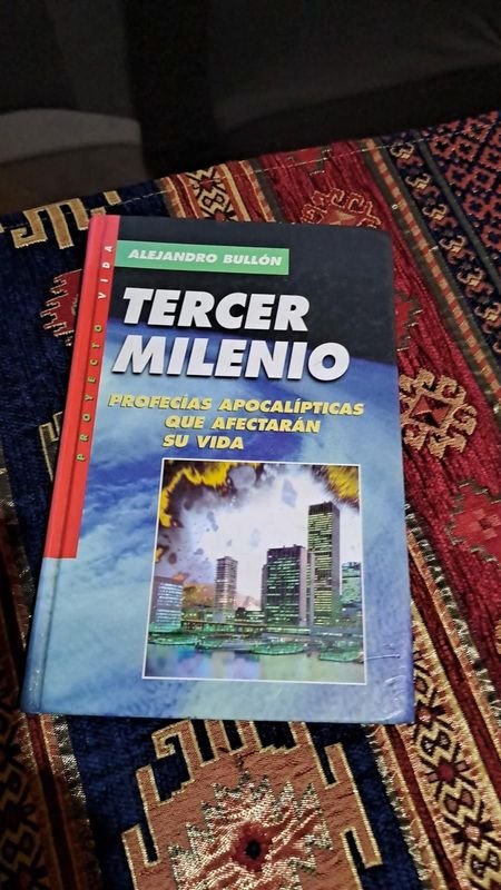 Libro de profecías apocalípticas del Tercer Milenio