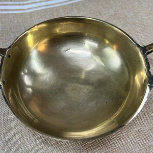 Cuenco de Bronce con Asas y Textura - 15 cm - imagen 1