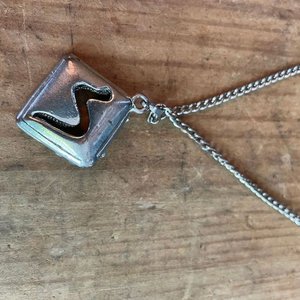 Lote de Cadenas y Adorno con Incrustaciones de Piedras - imagen 5