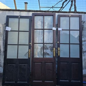 Lote siguiente: Tres Puertas Interiores de Cedro con Vidrio