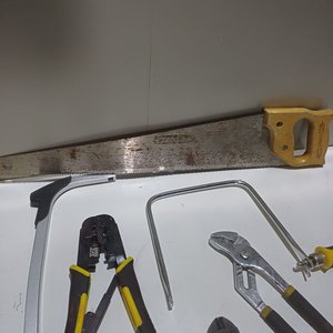 Serrucho, Arcos de Sierra, Pico Loro, Tenaza y Pela Cables - imagen 5