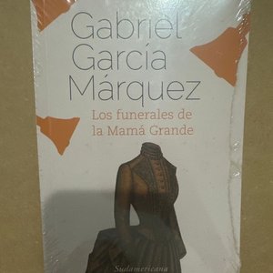 Lote siguiente: Libro "Los funerales de la Mama Grande" de Gabriel García Márquez, nuevo