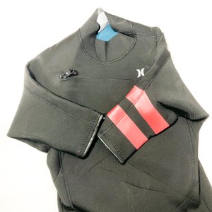 Traje de Neopreno Hurley Talle XL Negro con Rayas Rojas - imagen 3