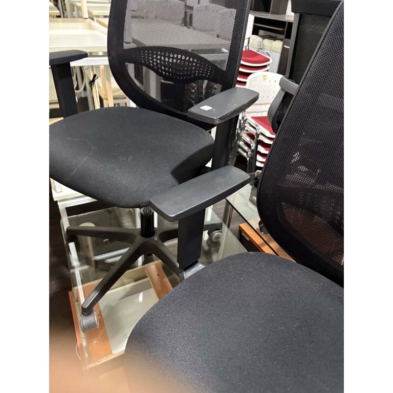 Item 2104700 - Image 1