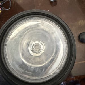 Linternas: Compacta Negro-Amarilla y Grande con Asa Gris - imagen 4