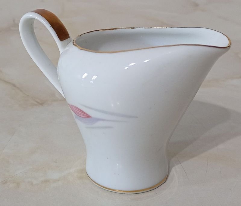 Lecherita de Porcelana ALEMANA, marca; EDELSTEIN BAVARIA (sellada y numerada). Espectacular. - imagen 2