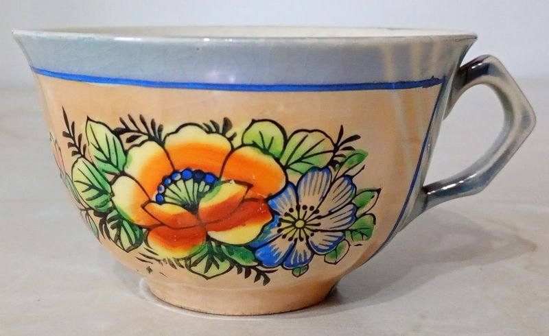 Taza de Té Antigua Porcelana Japonesa Lusterware Floral Pintada a Mano