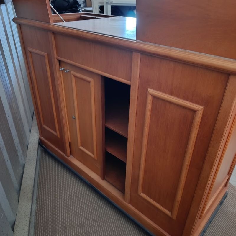 Carro de Servicio Hotelero en Madera con 9 Puertas - imagen 6
