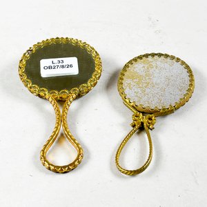 Lote siguiente: Dos Espejos de Mano en Porcelana Limoges con Escenas Galantes