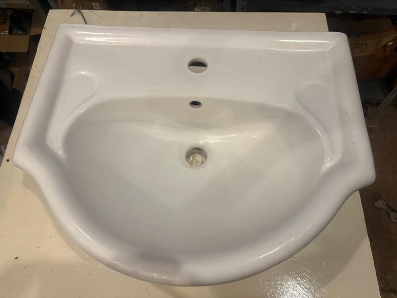 Pileta de baño loza en excelente condición - imagen 3