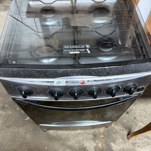 Cocina Combinada Fagor a Gas con Horno - imagen 2