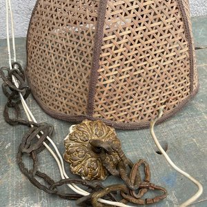 Araña de Bronce con Pantallas Florales y Lámpara de Colgar - imagen 3