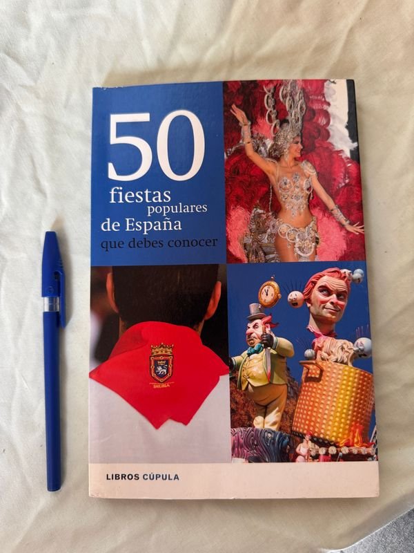 50 FIESTAS POPULARES DE ESPAÑA: Libros y Accesorios - imagen 1