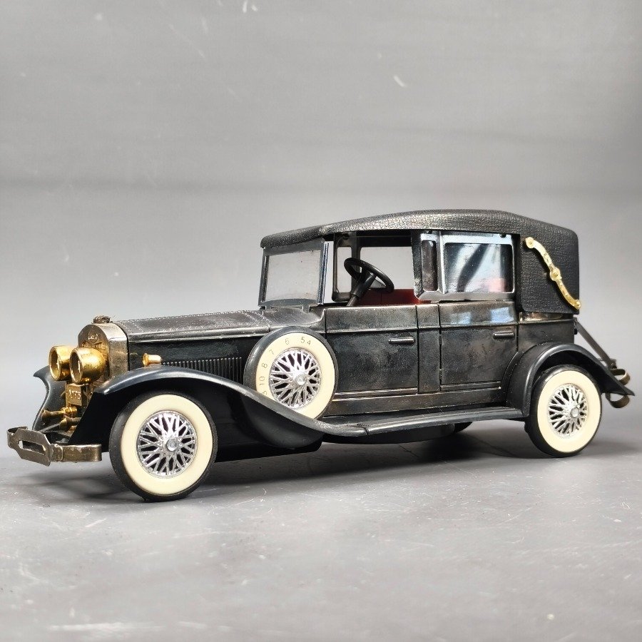 Item 17646 - Image 0