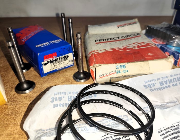 Colección de cajas y válvulas para Renault - imagen 4