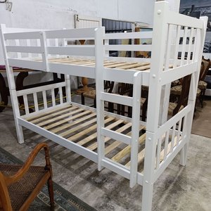 Cama Cucheta Blanca de Madera Maciza Laqueada con Escalera y Baranda - imagen 7