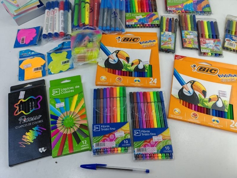 Tizas, Marcadores y Post Its para oficina - imagen 3