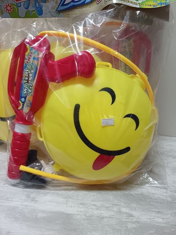 Mochilas de Agua con Cara Sonriente para Niños - imagen 2