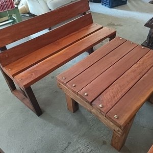 7070 juego de patio en madera nuevo bancos de 110x39 y mesa 52x74x43 - imagen 4