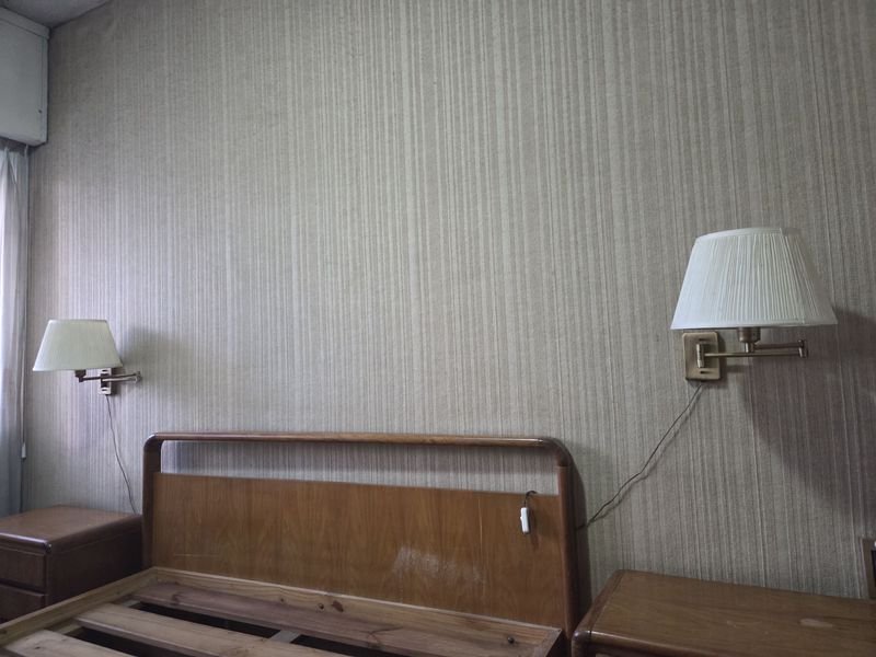 Lote siguiente: Lámparas regulables para laterales de cama de dos plazas