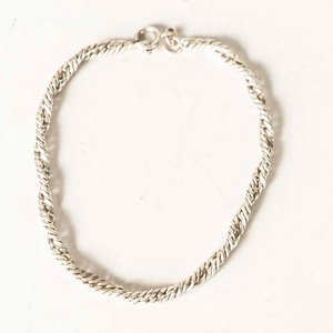 Lote anterior: Pulsera de Plata 925 Labrada con Diseño Trenzado