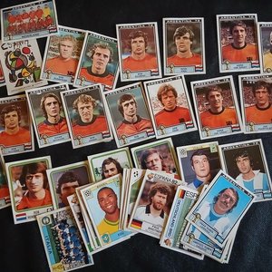 Figuritas Selección Argentina '78 y Leyendas Mundiales - Colección de 28 piezas - imagen 1