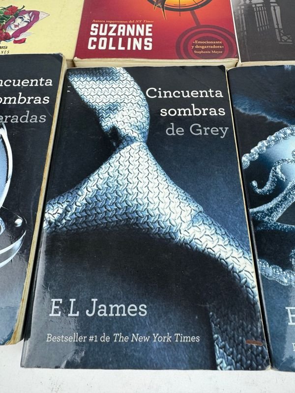 Colección de libros de Thriller, Romance y Best-sellers Contemporáneos - imagen 9