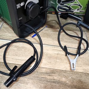 Soldadora Eléctrica ECO W160A de Carro con Accesorios, Nueva en Caja - imagen 5