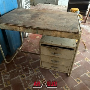 Escritorio Metálico y Mueble Archivador con Estantes - imagen 2