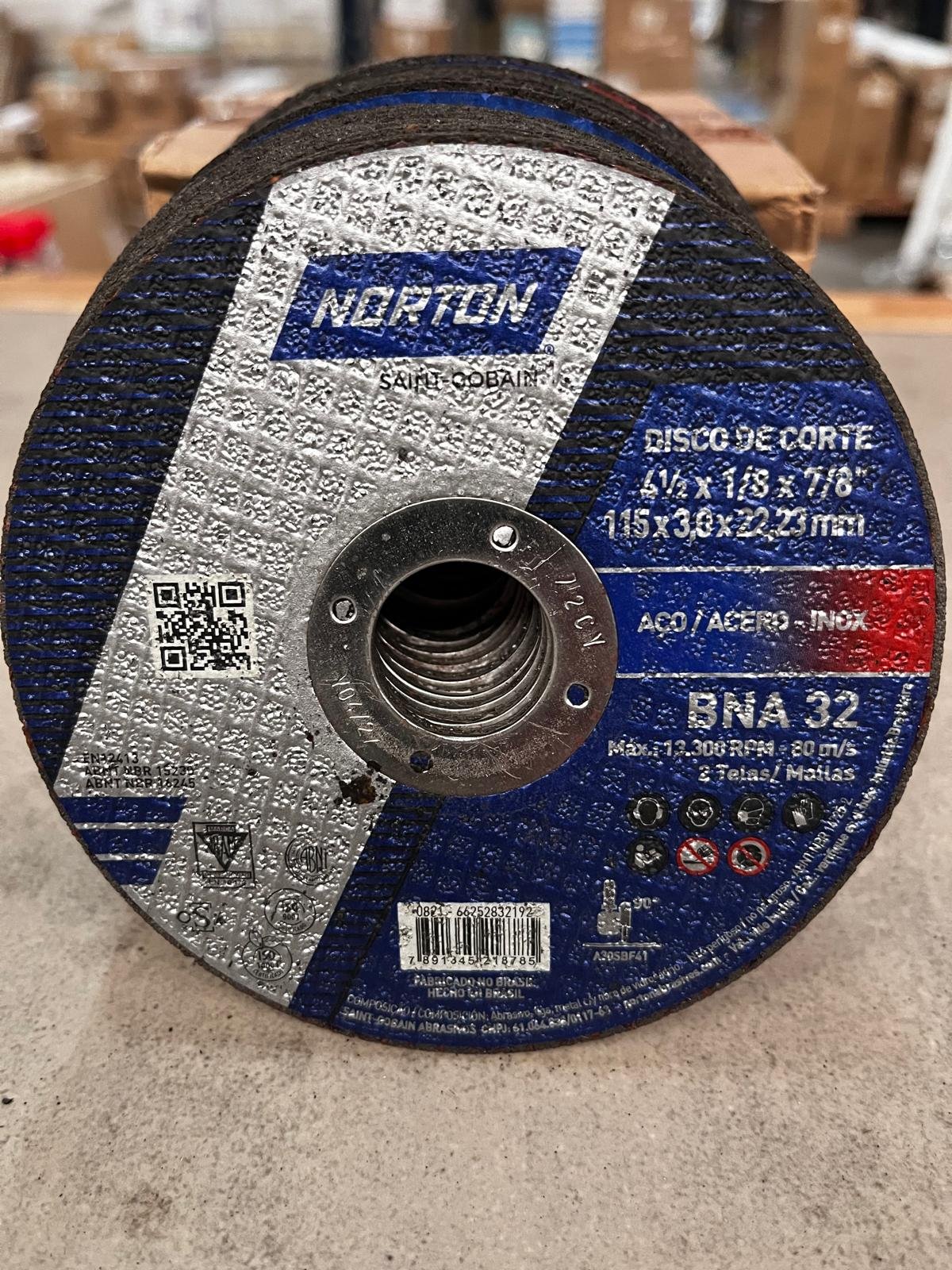 Lote de 15 Discos de Corte Norton BNA 32 para Metal (11.5 x 2.2 x 0.3cm)