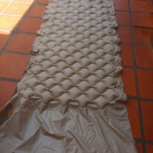 Lote siguiente: Colchón Ortopédico Anti Escaras con Bomba Aera HE-7700