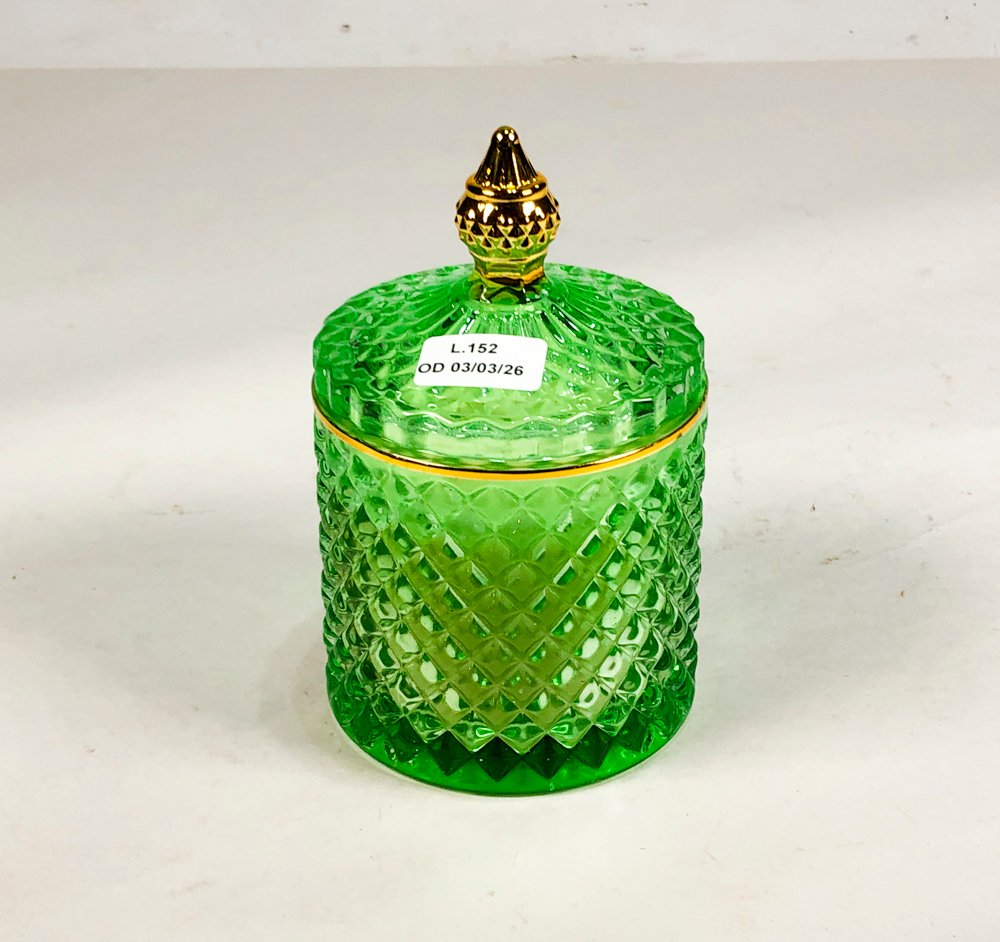 Lote siguiente: Vela aromática de doble mecha con frasco hialino